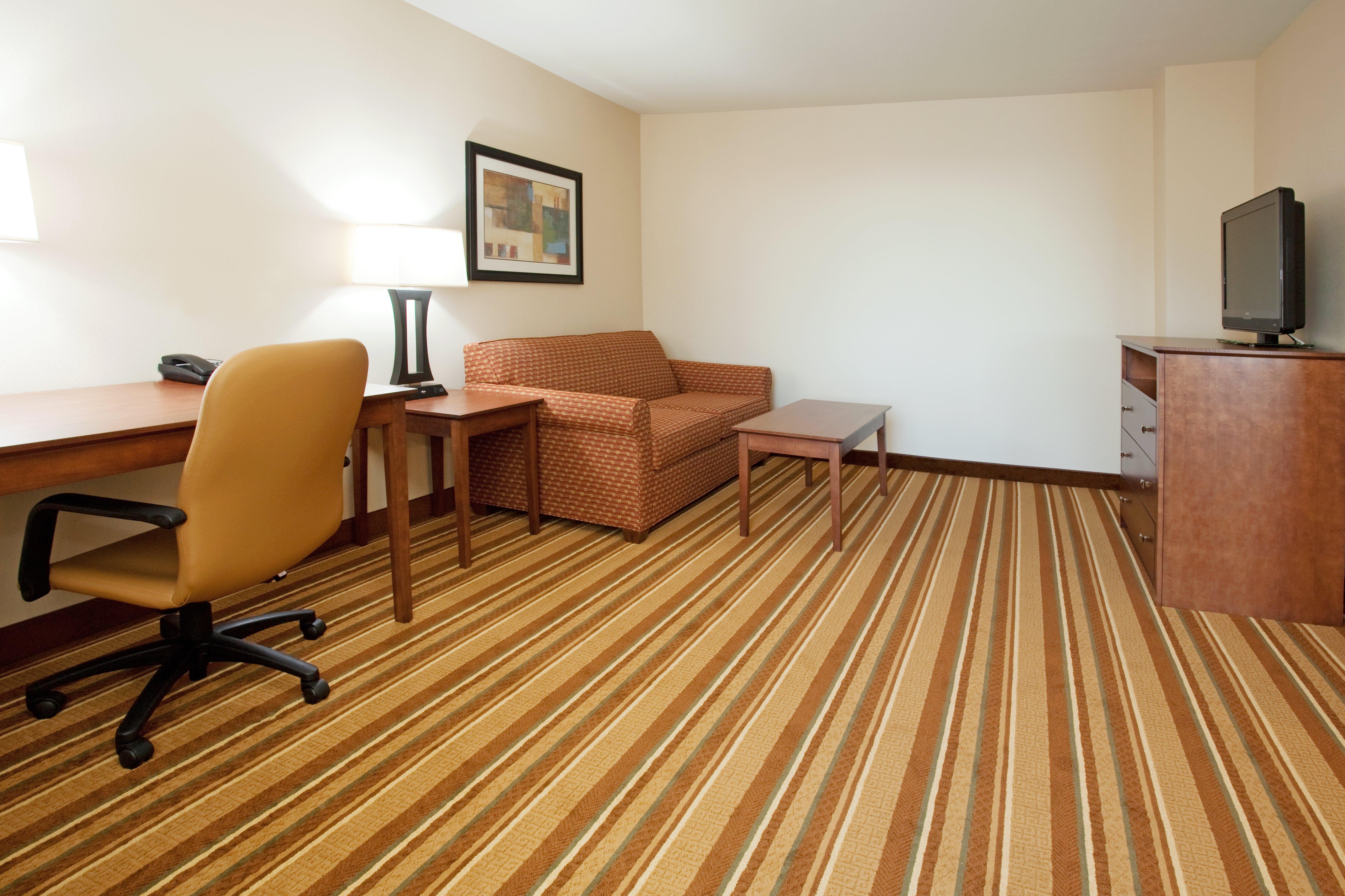 Holiday Inn Express And Suites Los Alamos Entrada Park By Ihg Dalaman gambar