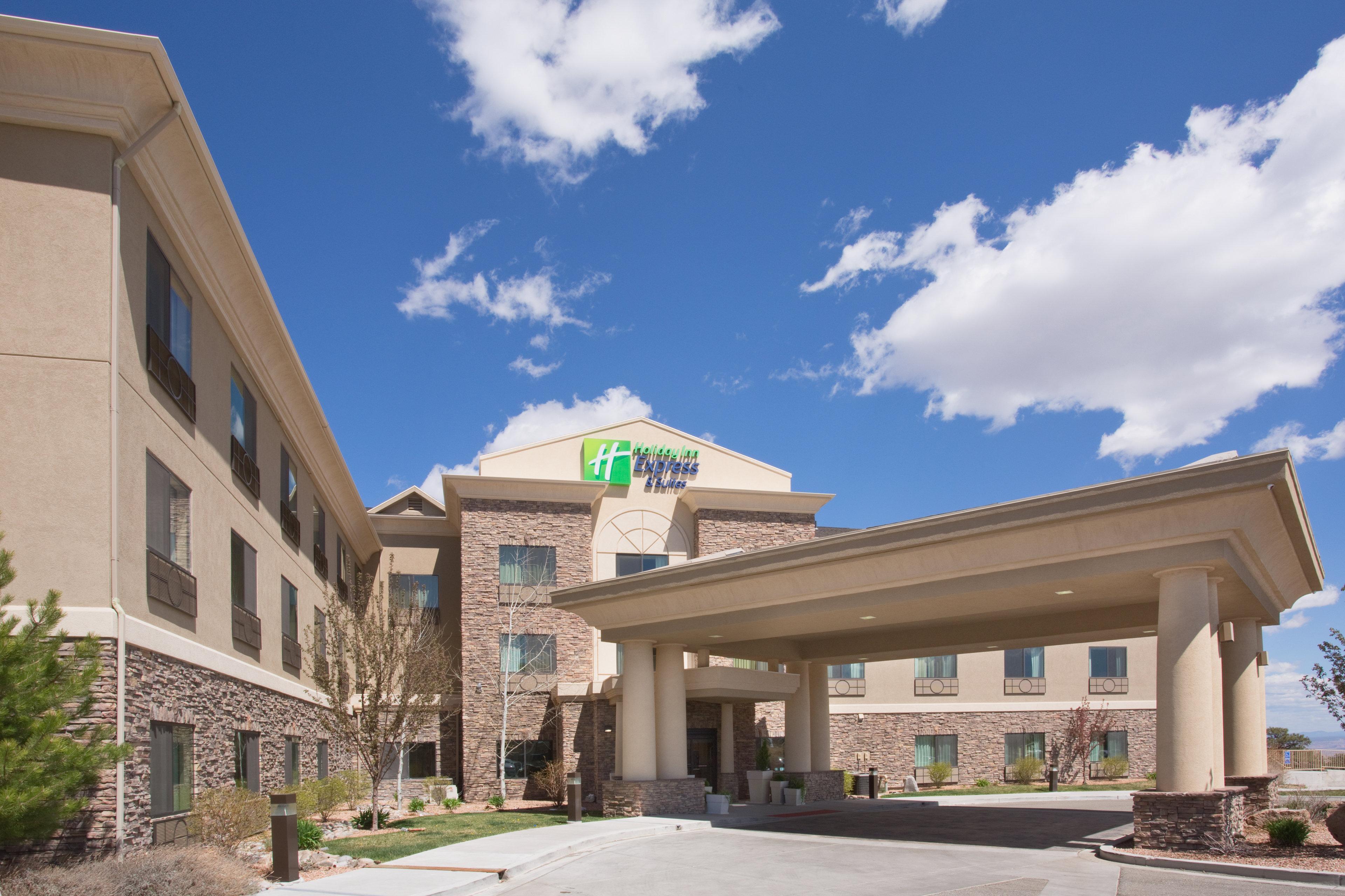 Holiday Inn Express And Suites Los Alamos Entrada Park By Ihg Luaran gambar