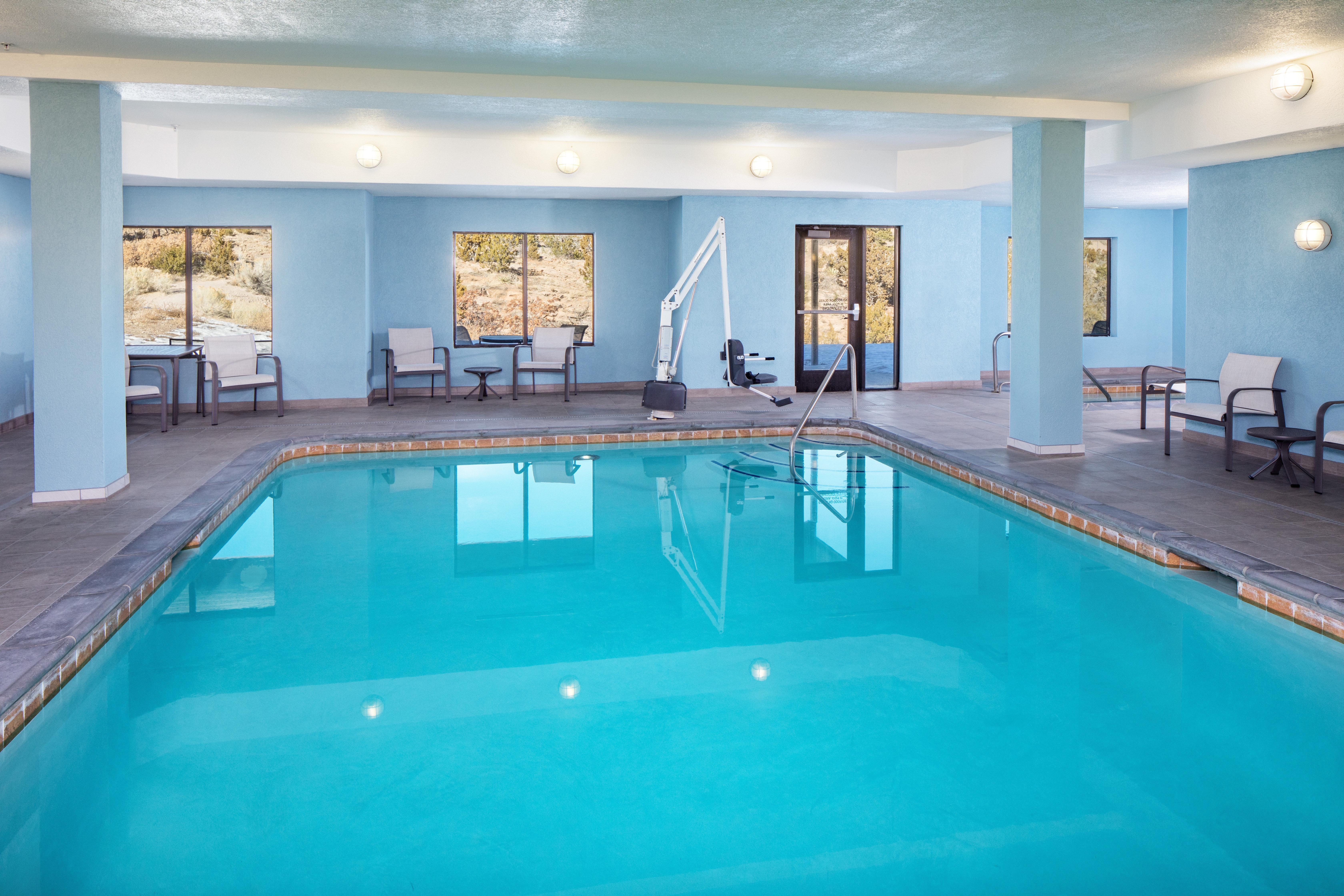 Holiday Inn Express And Suites Los Alamos Entrada Park By Ihg Luaran gambar
